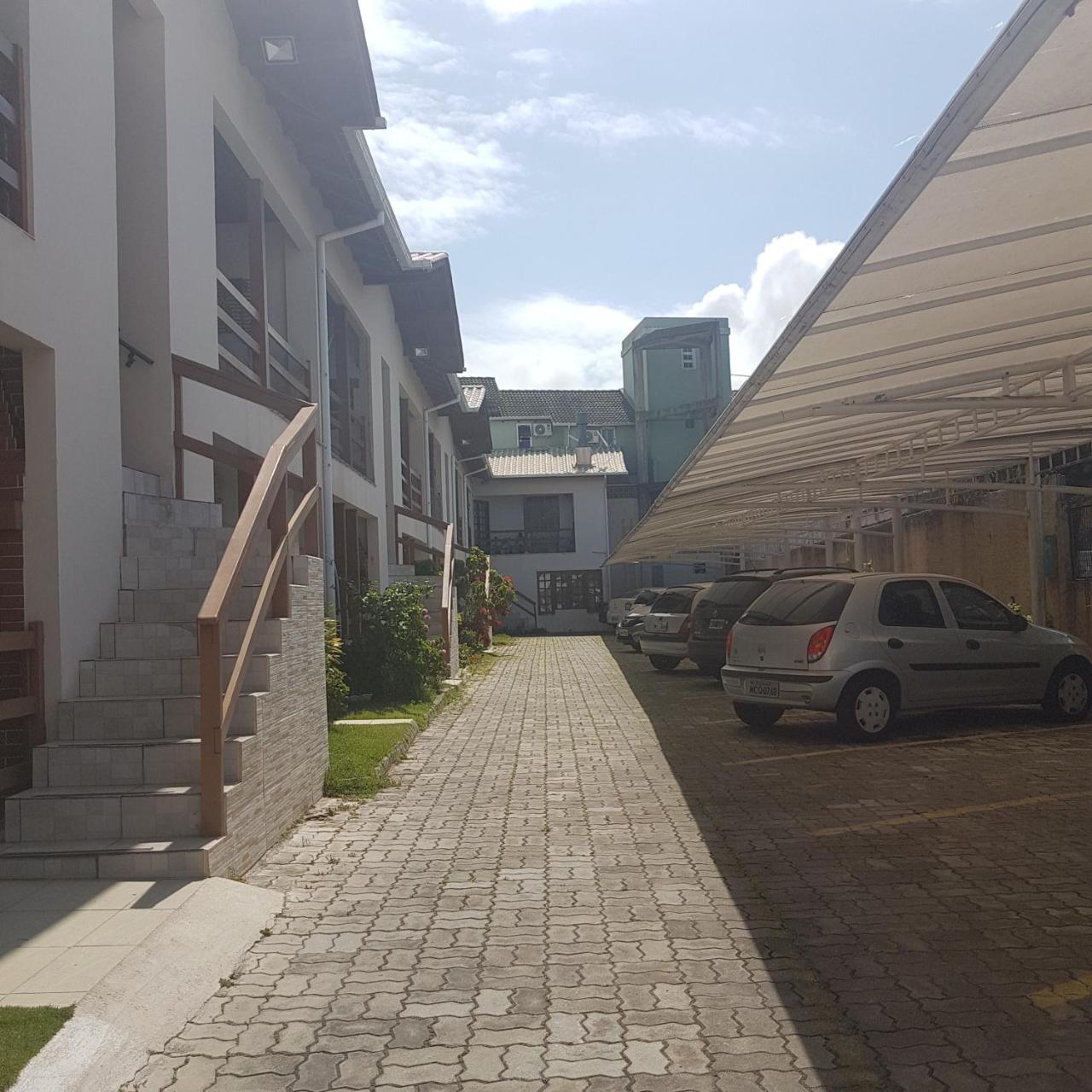 Solar Norte No Centro Dos Ingleses A 100 Metros Da Praia Флорианополис Экстерьер фото